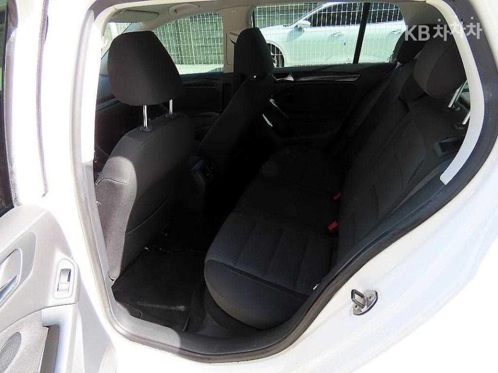 Volkswagen Golf1.6 Turbo Diesel Injection BMT Style에디션 MK6 - 6
