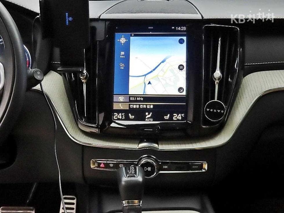 Volvo XC60T6 AWD 3.0 - 13