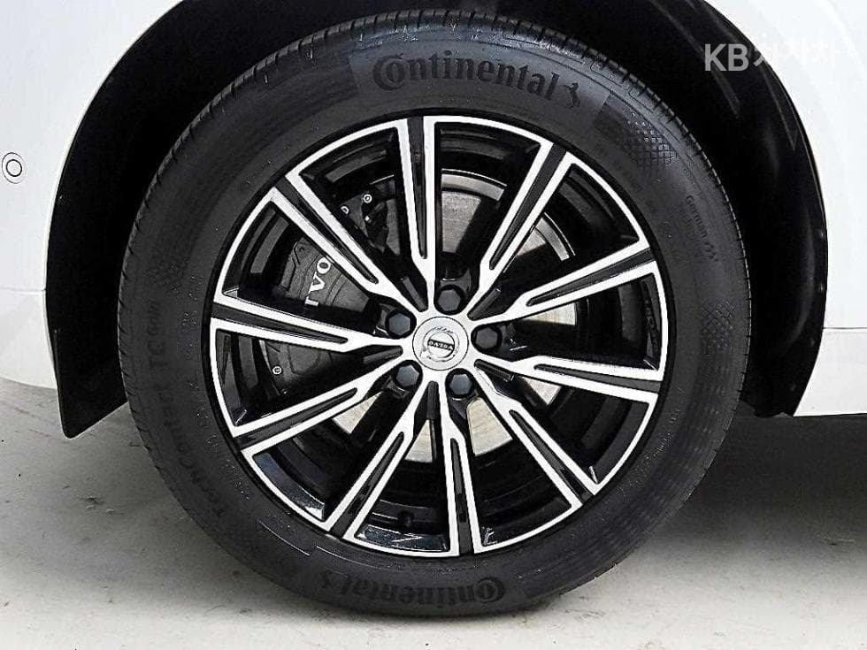 Volvo XC60T6 AWD 3.0 - 20