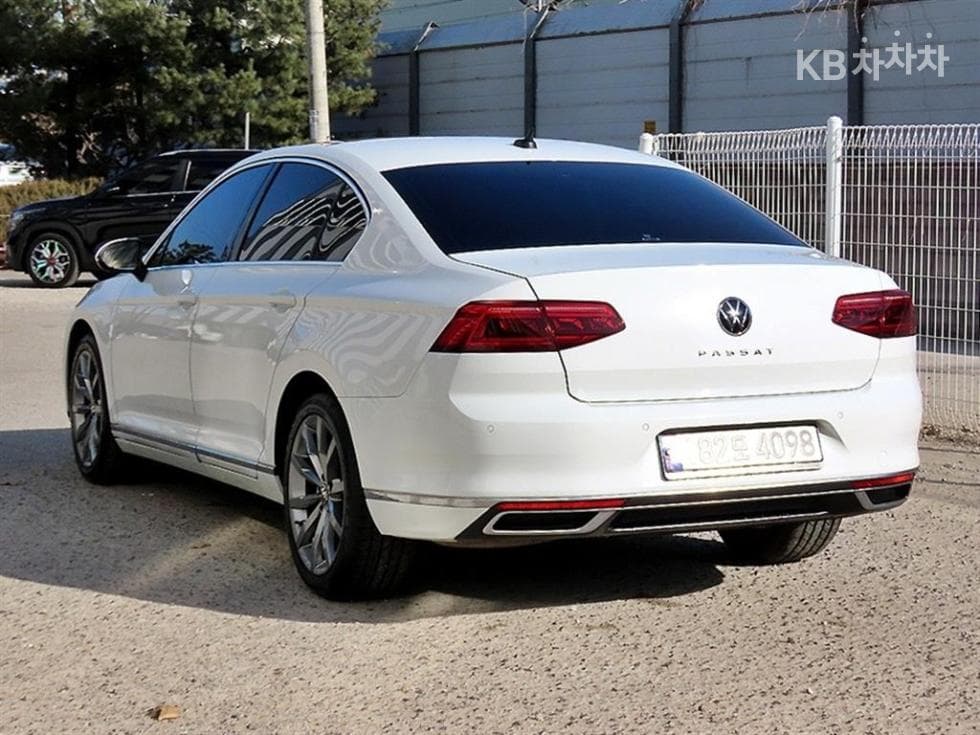 Volkswagen Passat GT2.0 Turbo Diesel Injection Prestige B8 - 3