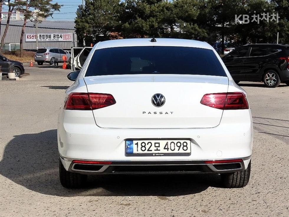 Volkswagen Passat GT2.0 Turbo Diesel Injection Prestige B8 - 4