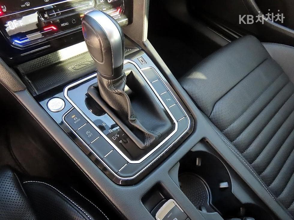 Volkswagen Passat GT2.0 Turbo Diesel Injection Prestige B8 - 10
