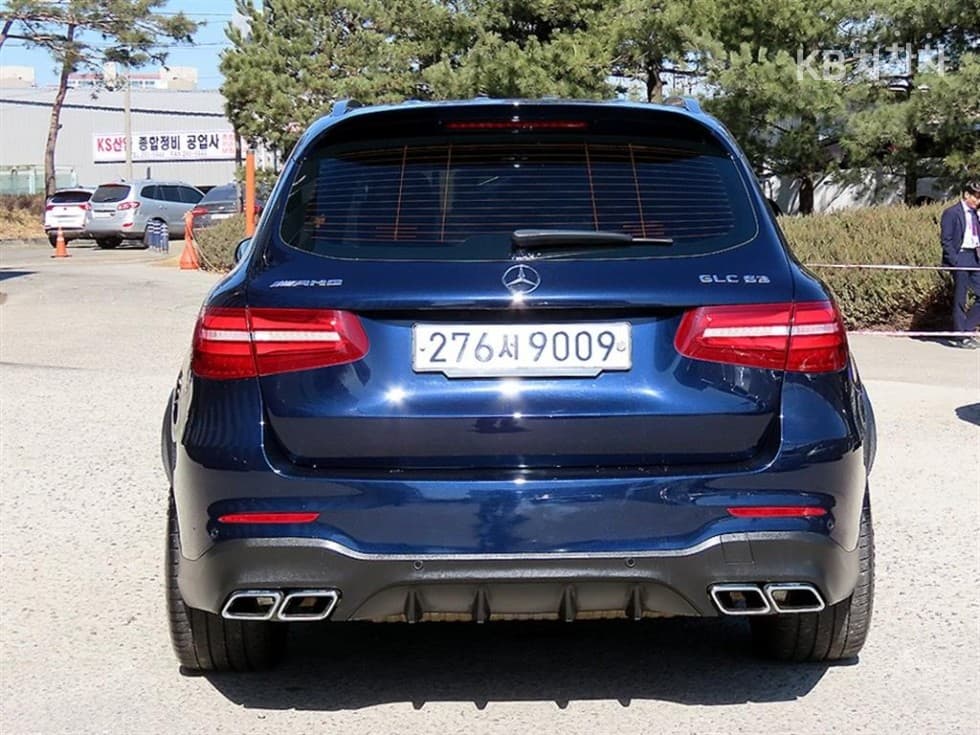 Mercedes-Benz GLC(X253)63 AMG 4Matic+ - 4