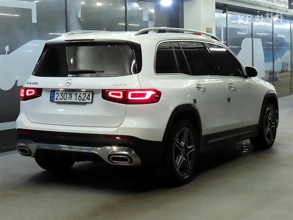 Mercedes-Benz GLB(X247)GLB 250 4Matic - 4