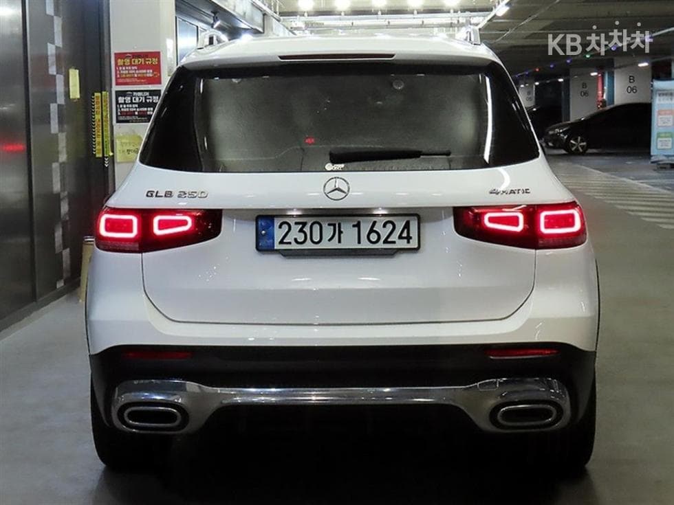 Mercedes-Benz GLB(X247)GLB 250 4Matic - 5