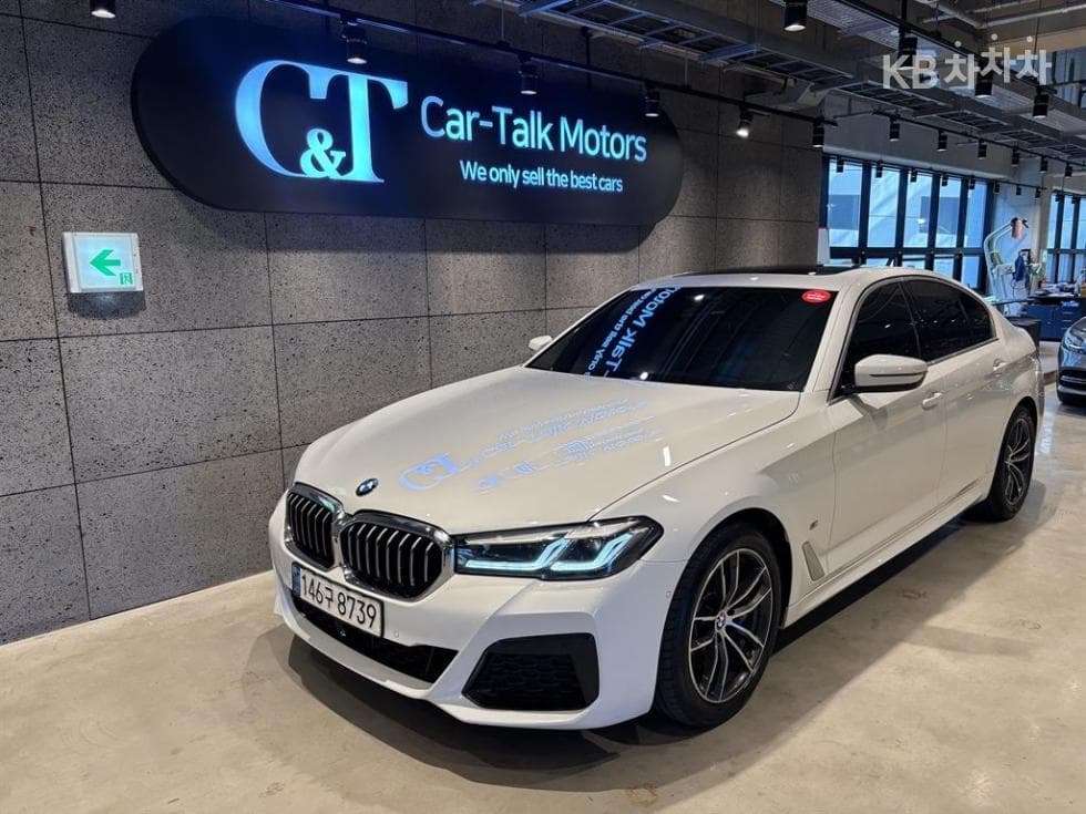 BMW 올New5 Series (G30) 523d xDrive M Sport - Image 1