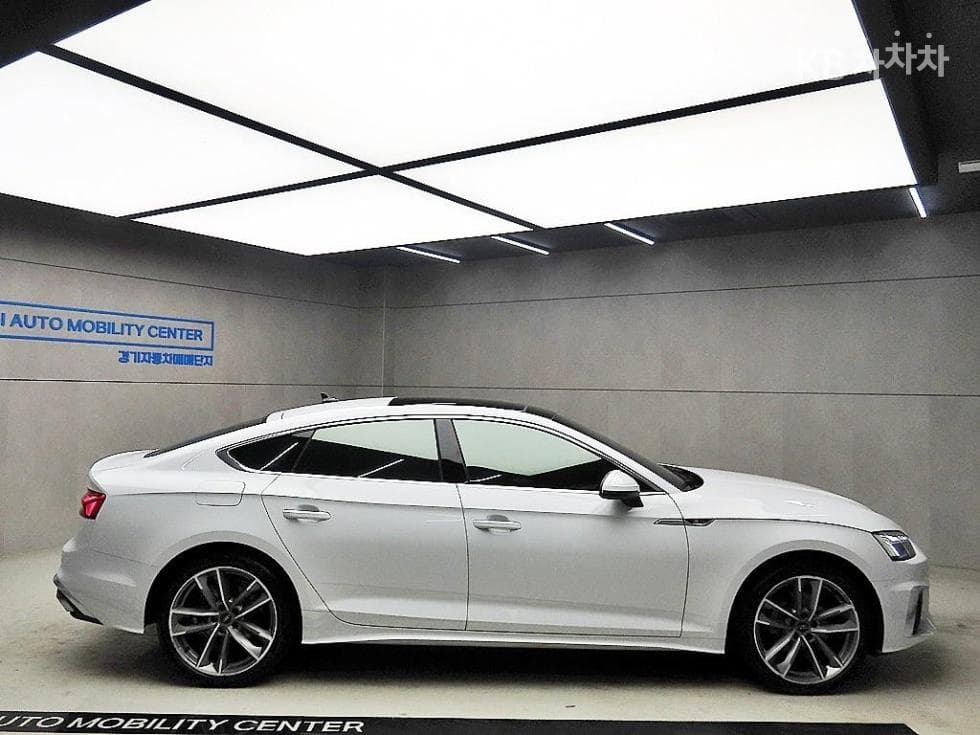 Ауди A5(8W6)40 Турбо Дизел Инжекция quattro Sportback Premium - 2