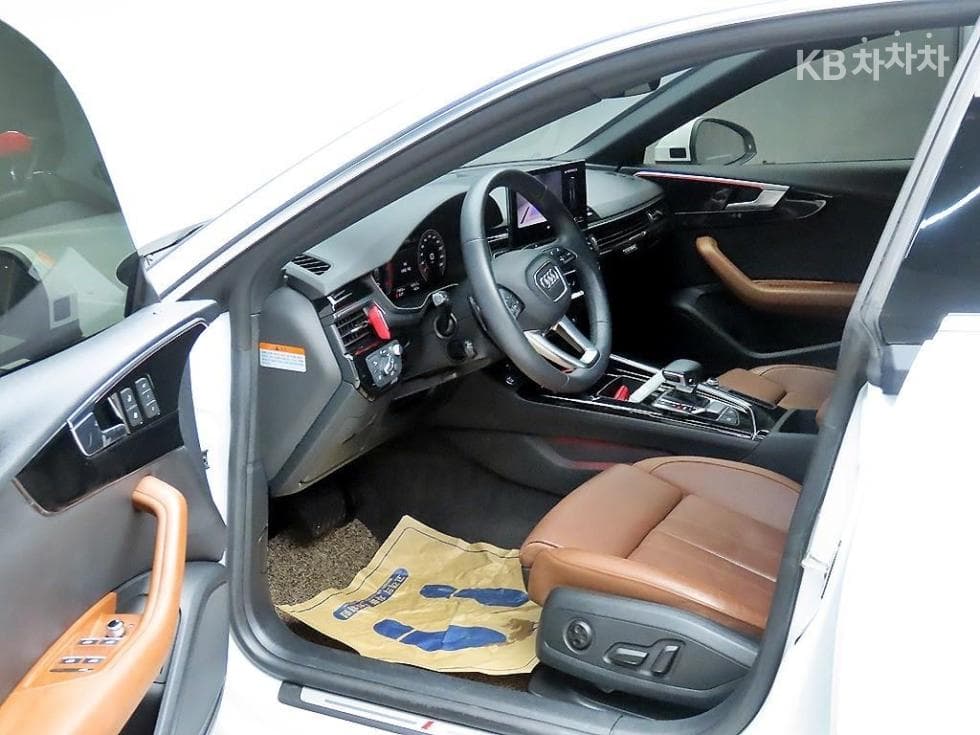 Ауди A5(8W6)40 Турбо Дизел Инжекция quattro Sportback Premium - 5