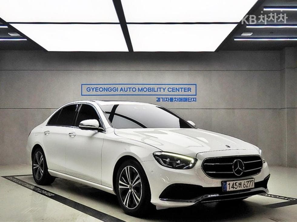 Mercedes-Benz E-Клас (W213) E250 Avantgarde - Image 1