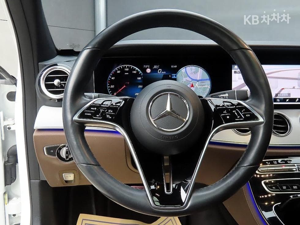 Mercedes-Benz E-Клас (W213)E250 Avantgarde - 9