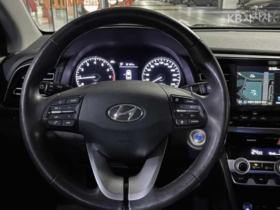 Hyundai The New (facelift) Avante (Elantra) ADSmartstream G1.6 Smart - 10