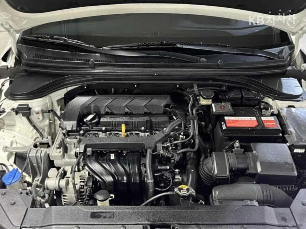 Hyundai The New (facelift) Avante (Elantra) ADSmartstream G1.6 Smart - 17