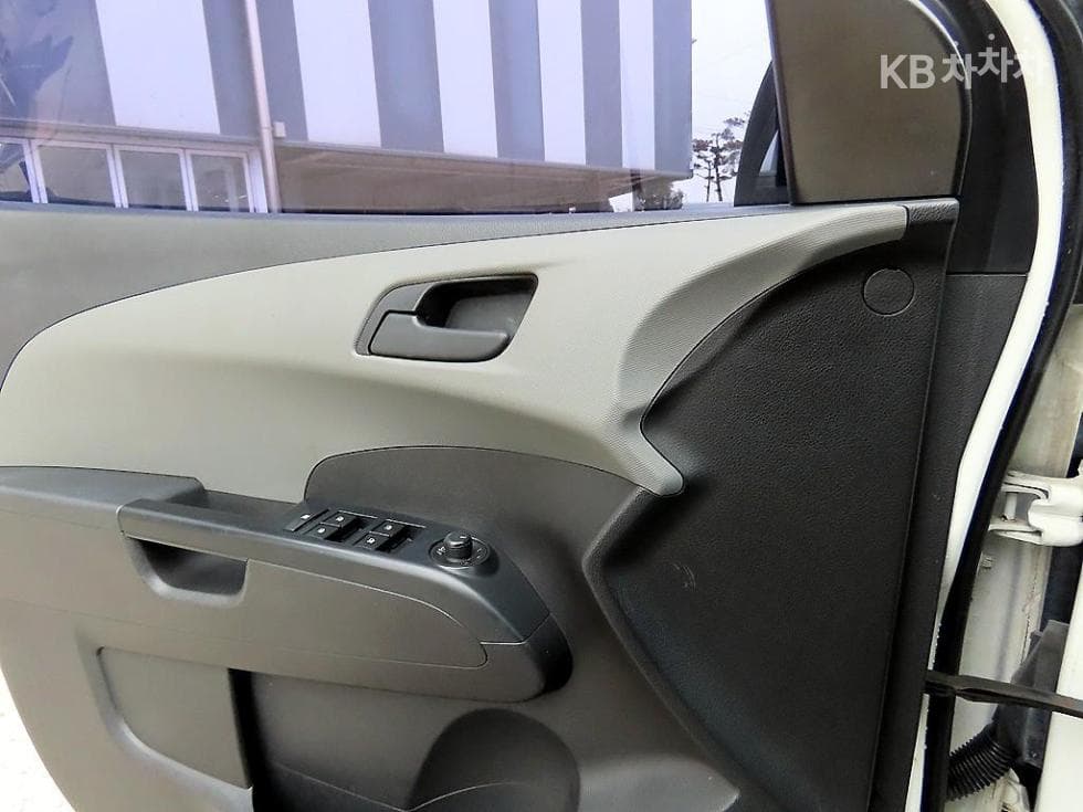 GM Korea Chevrolet 아베오LS High-end Type - 11