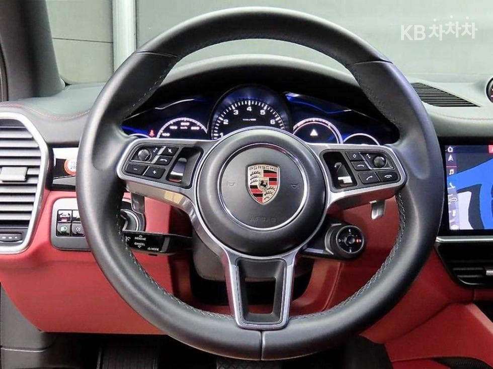Porsche Cayenne(9Y0)3.0 E-Hybrid Standard - 9