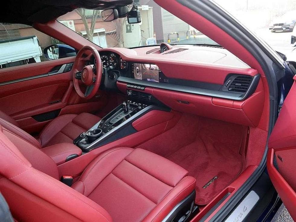 Porsche 911(992)Carrera 4 Cabriolet - 15
