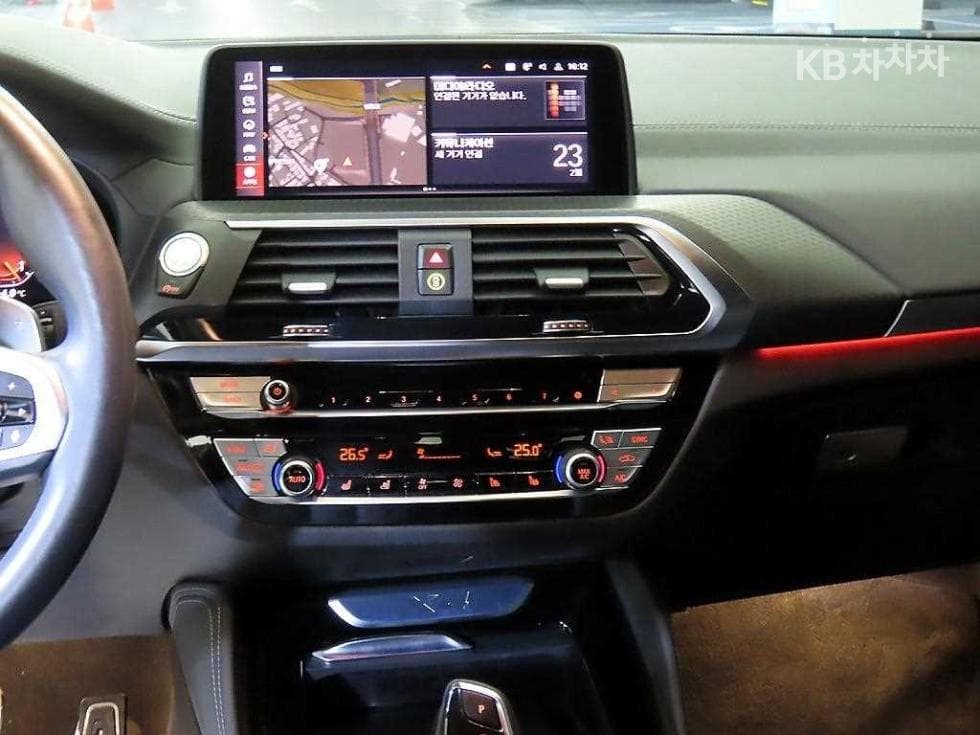 BMW New X4 (G02)xDrive 20i M Sport X - 11