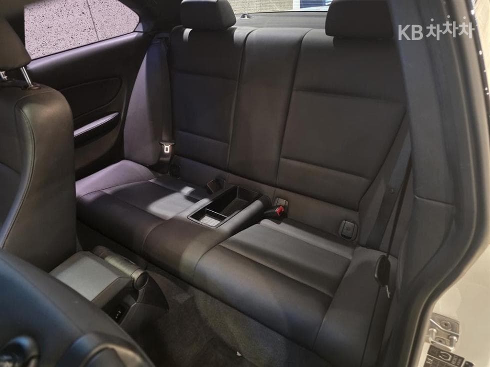 BMW 1시리즈120d Coupe M 스포츠 E82 - 9
