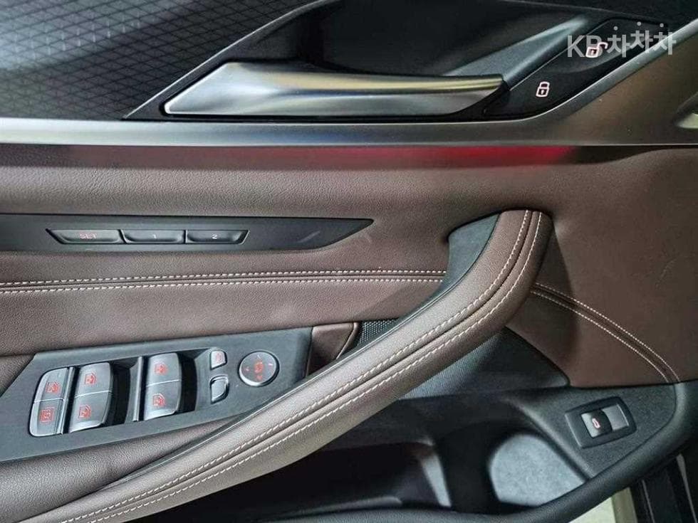 BMW 올New5 Series (G30)523d M Sport - 12