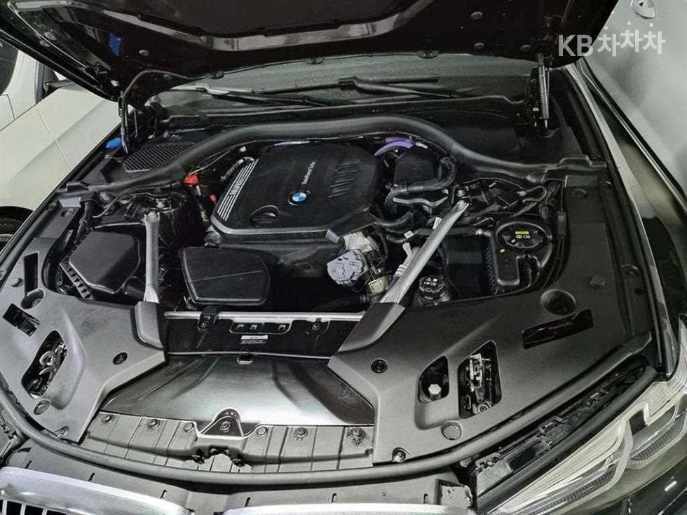 BMW 올New5 Series (G30)523d M Sport - 19