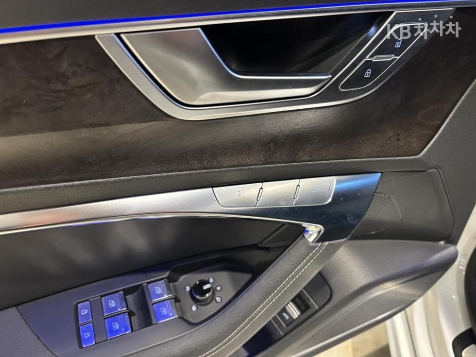Audi A7(4K8)45 Turbo Diesel Injection Quattro Premium - 7