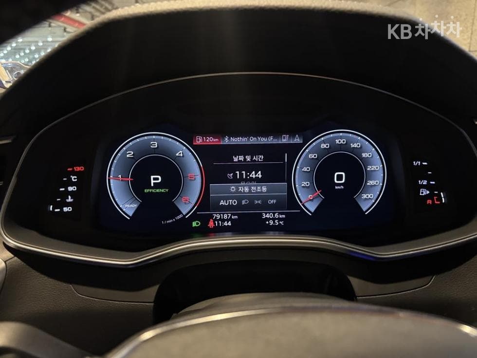 Audi A7(4K8)45 Turbo Diesel Injection Quattro Premium - 9