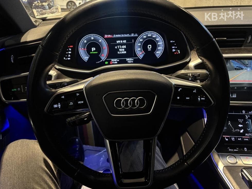 Audi A7(4K8)45 Turbo Diesel Injection Quattro Premium - 10