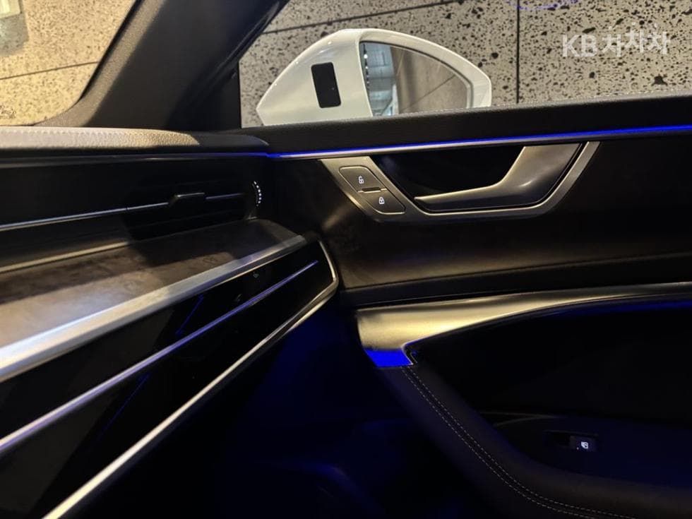 Audi A7(4K8)45 Turbo Diesel Injection Quattro Premium - 14