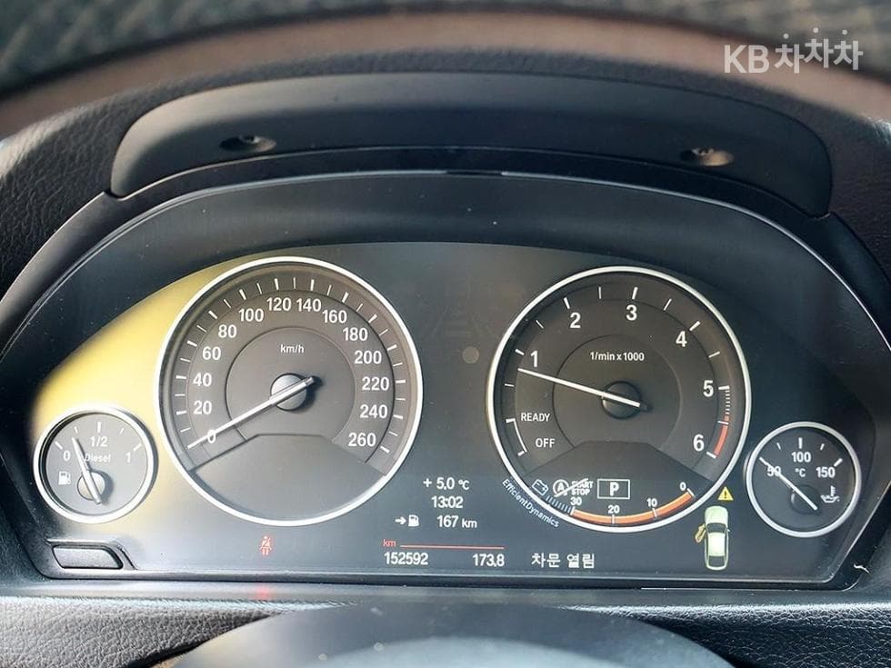 BMW Gran Turismo3 Series GT 320d F34 xDrive - 6