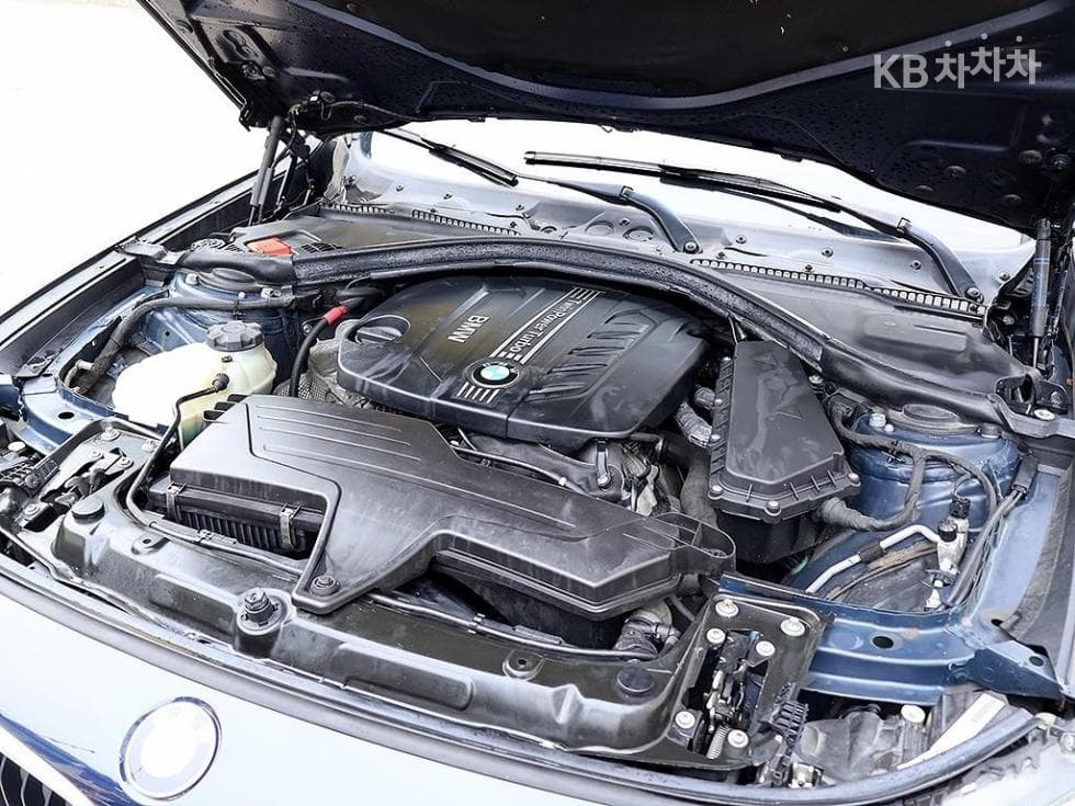 BMW Gran Turismo3 Series GT 320d F34 xDrive - 20