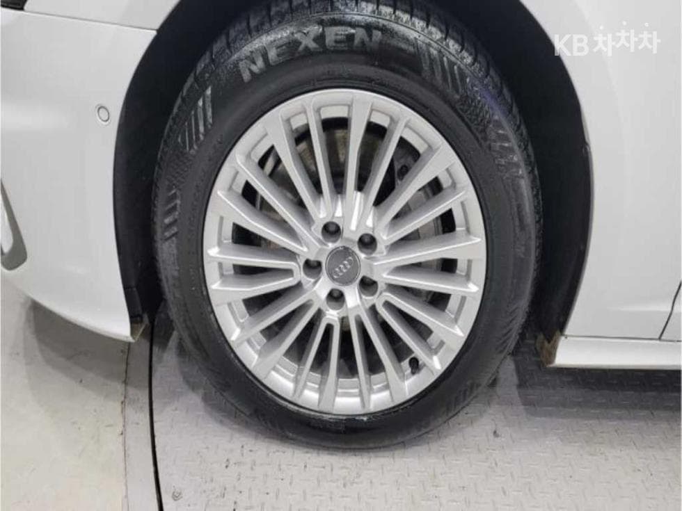 BMW New5 Series(G60)520i M Sport - 14