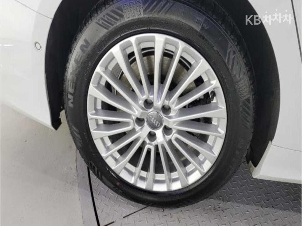 BMW New5 Series(G60)520i M Sport - 16