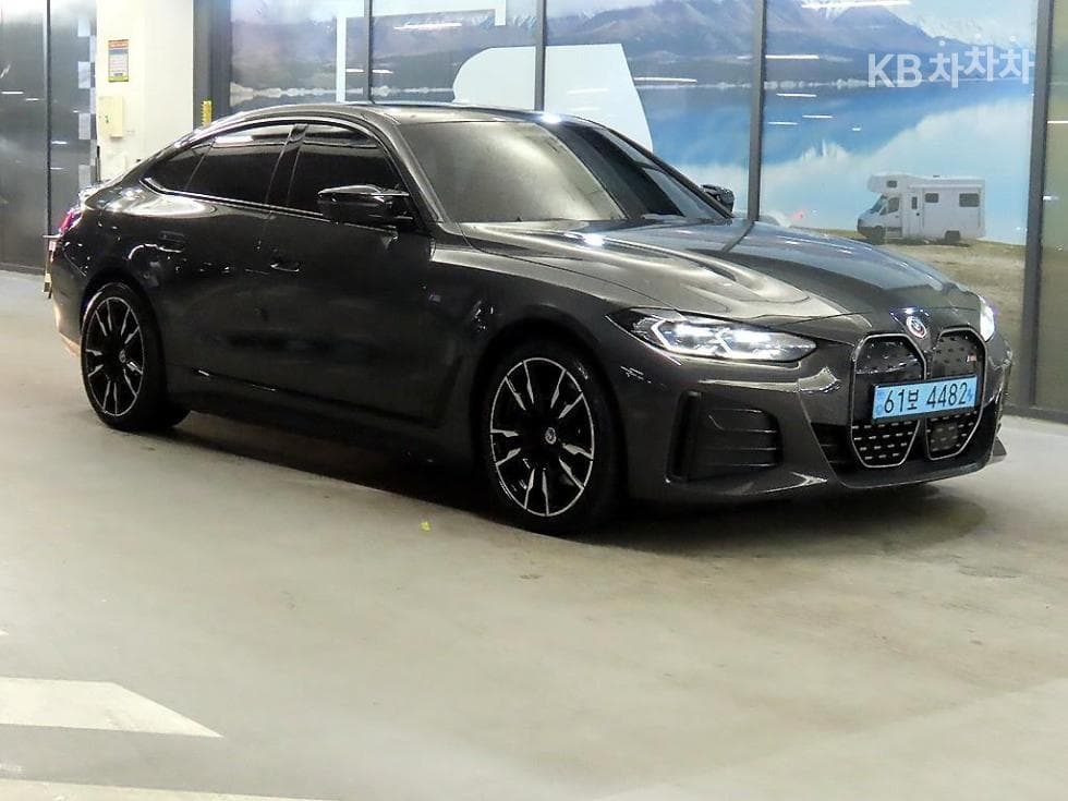 BMW i4 M50 Pro - Image 1