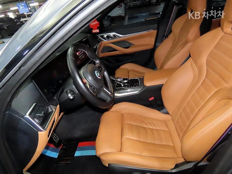 BMW i4M50 Pro - 6