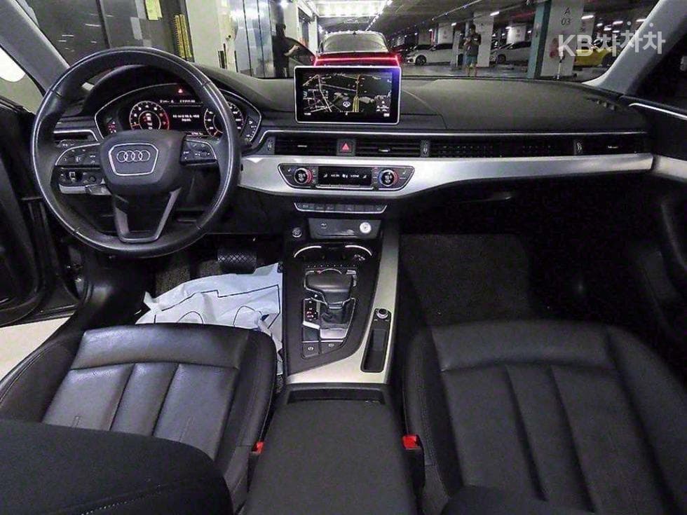 Audi A4 (B9)40 TFSI - - 10