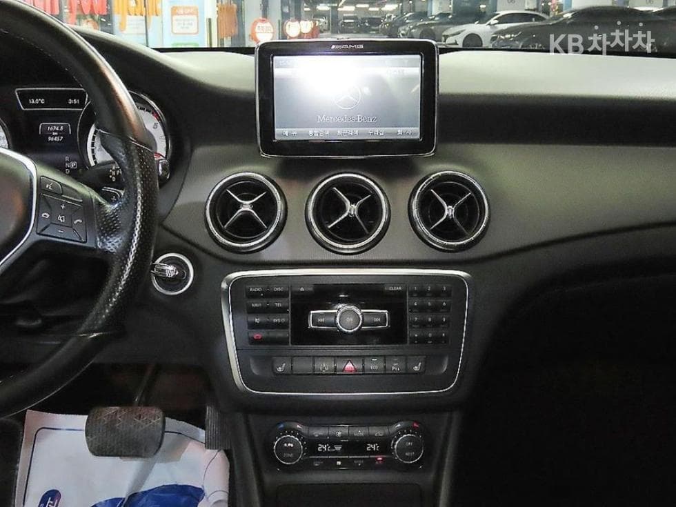 Mercedes-Benz CLA클래스CLA200 CDI C117 - 13