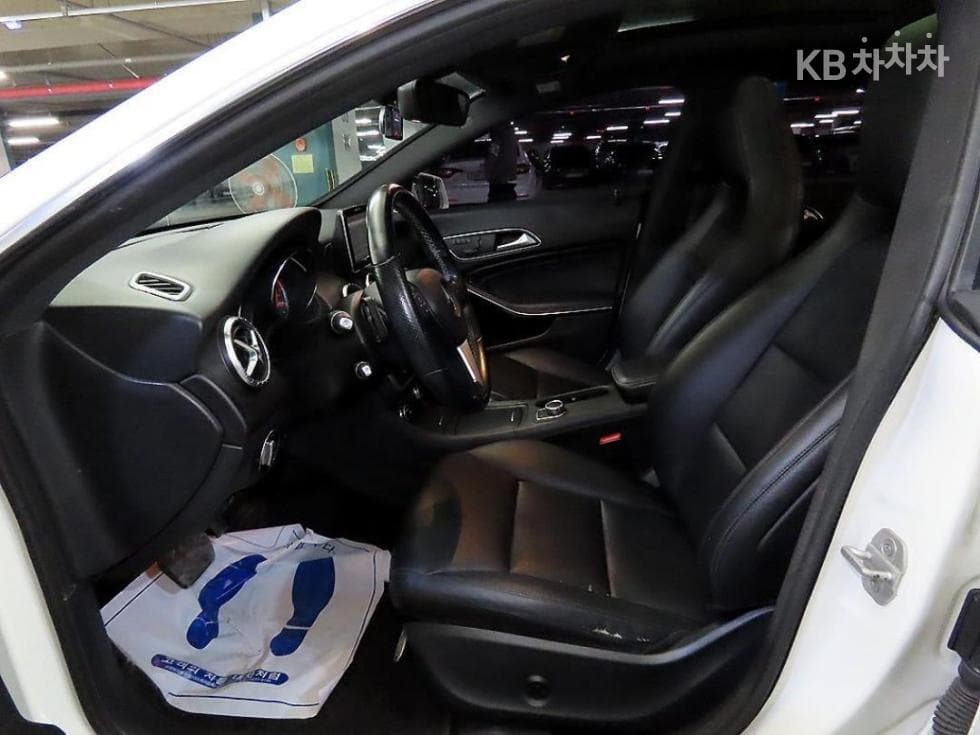 Mercedes-Benz CLA클래스CLA200 CDI C117 - 16