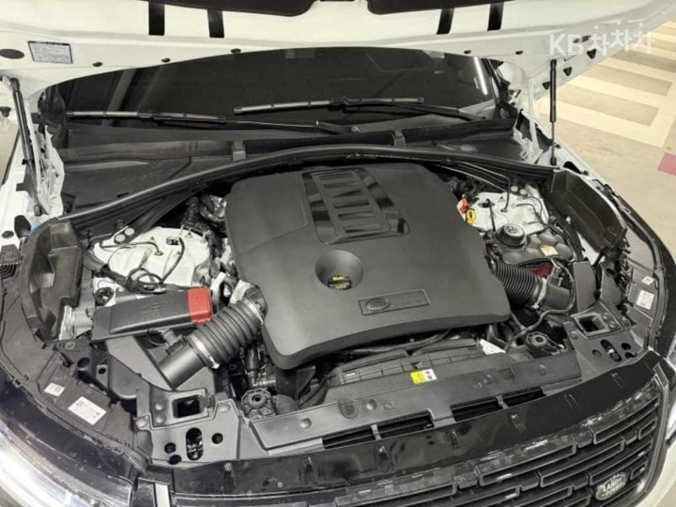 Land Rover Range Rover 벨라P400 Dynamic HSE - 5
