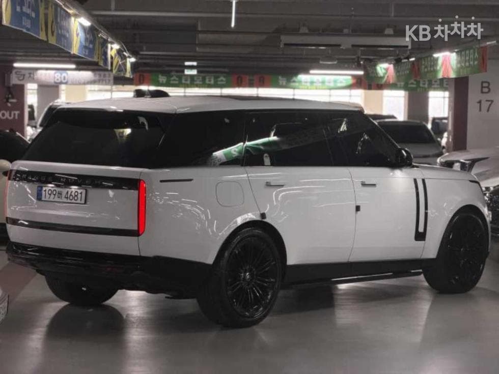Land Rover The New (фейслифт) Range Rover(L460)P530 Автобиография LWB - 2