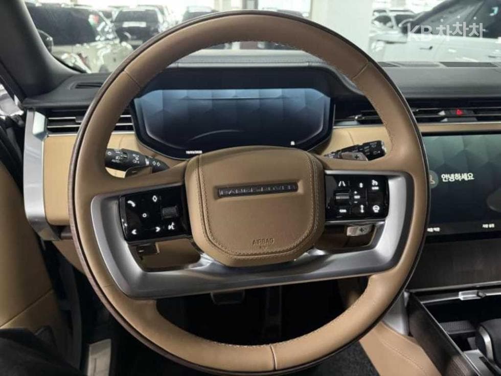 Land Rover The New (фейслифт) Range Rover(L460)P530 Автобиография LWB - 14