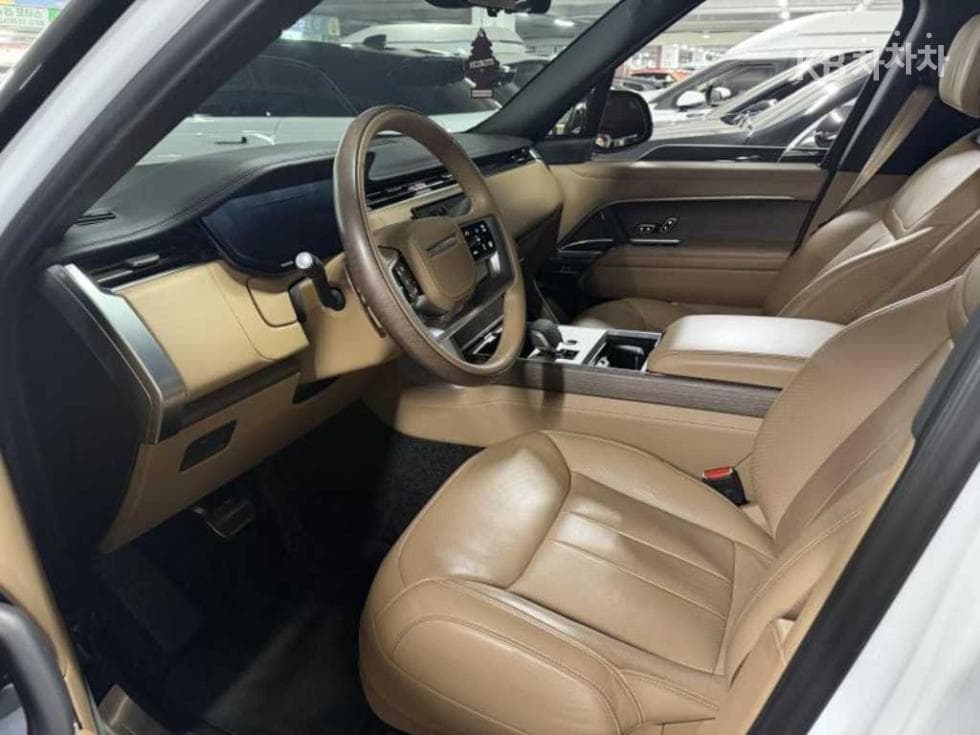 Land Rover The New (фейслифт) Range Rover(L460)P530 Автобиография LWB - 19