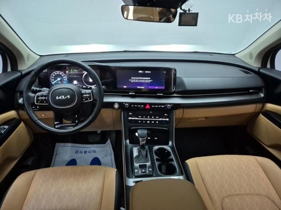 Kia Carnival 4th generationD2.2 9-seater Prestige - 7