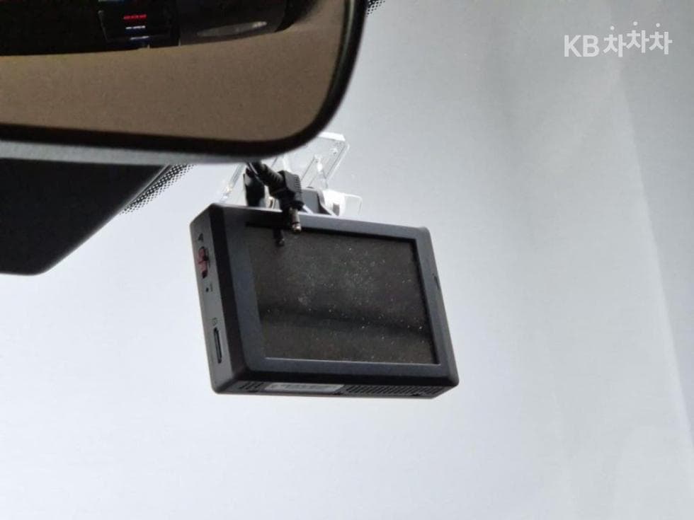 Kia Carnival 4th generationD2.2 9-seater Prestige - 19