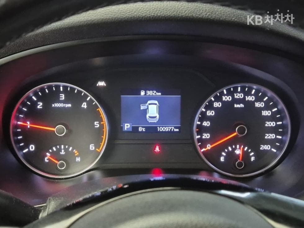 Киа Sportage 더 볼드2.0 Дизел 2WD Местен텔리전트 - 6
