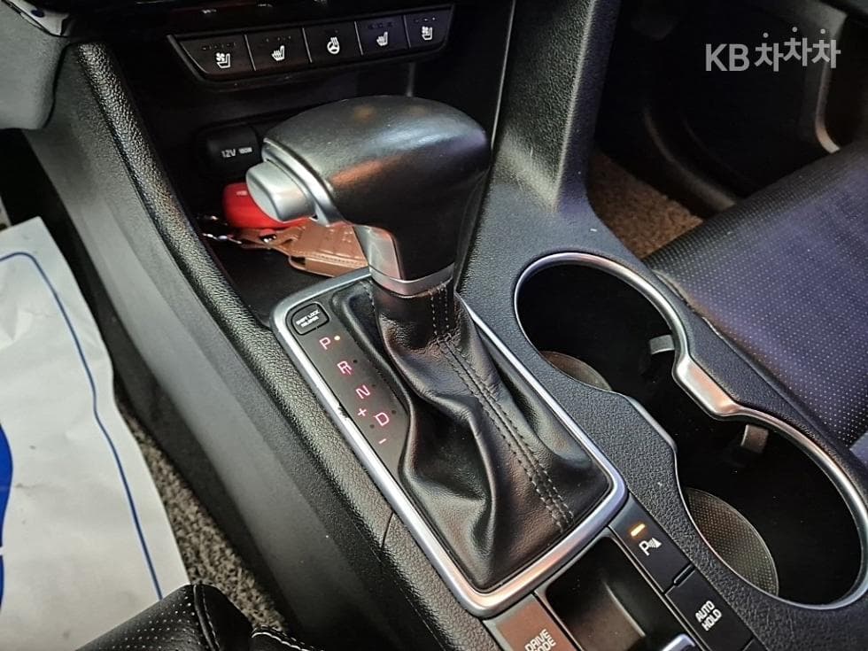 Киа Sportage 더 볼드2.0 Дизел 2WD Местен텔리전트 - 8