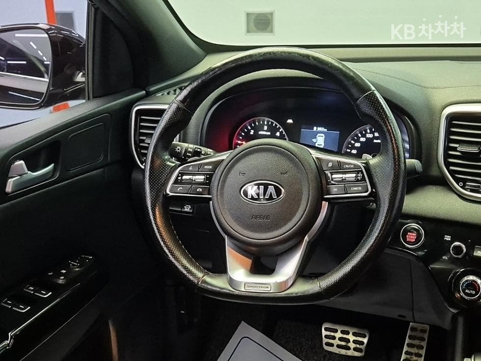 Киа Sportage 더 볼드2.0 Дизел 2WD Местен텔리전트 - 9