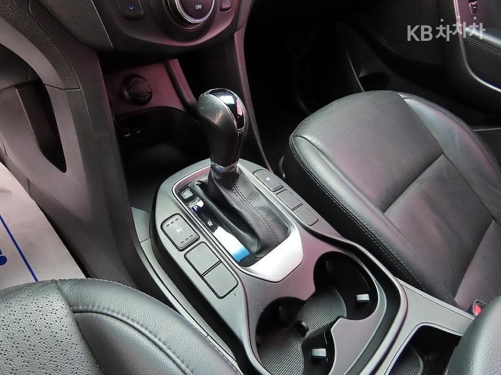 Хюндай Санта Фе DMХонда R-двигател 2.0 дизел 4x4 PREMIUM - 10