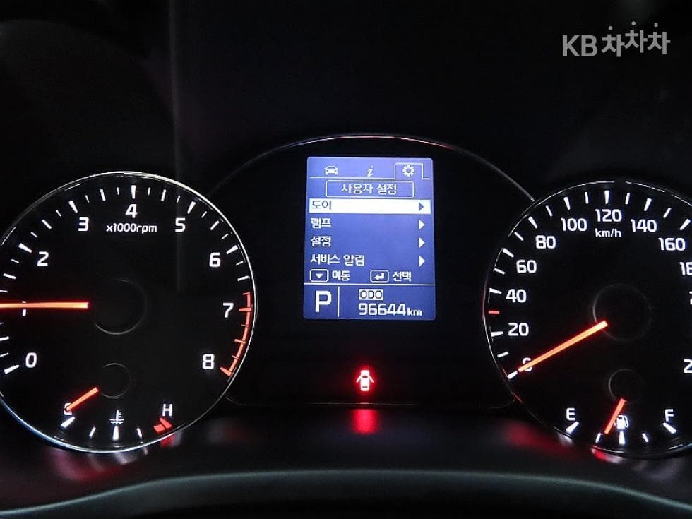 Kia K3Trendy - 8