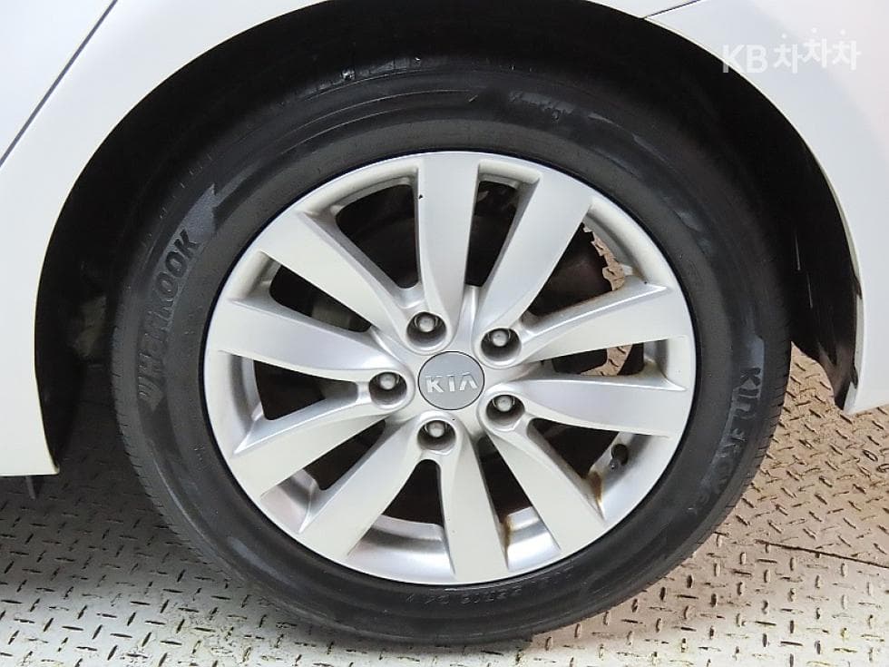 Kia K3Trendy - 20