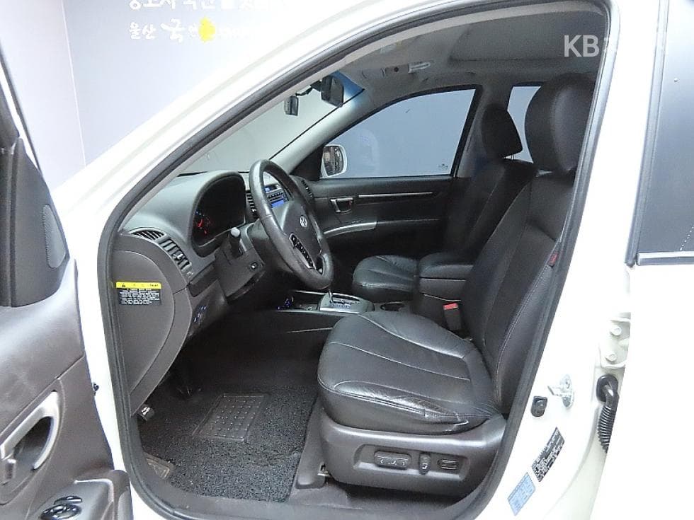 Hyundai Santa Fe CM2WD(2.0 e-VGT) MLX Luxury - 10