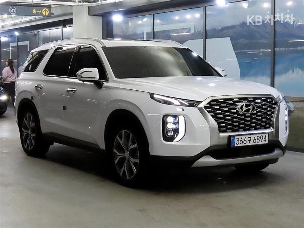 Хюндай Palisade 2.2 Дизел 7-местен (Лимузин) AWD Престиж - Image 1